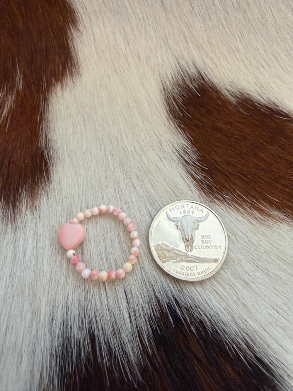 ❤️ Queen Pink Conch 8mm Heart Stretchy Adjustable Southwestern Ring 2.6mm Beads - Picture 3 of 7